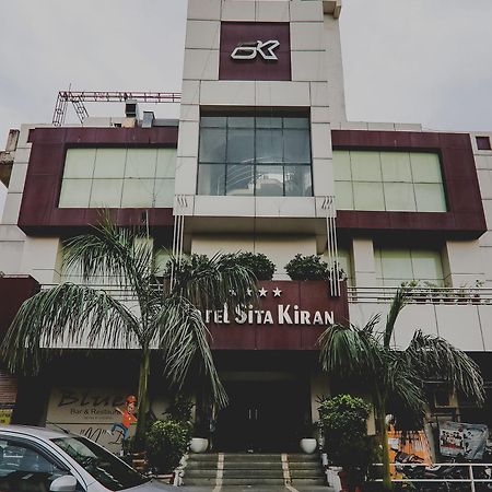 Hotel Sita Kiran Bareli Zewnętrze zdjęcie