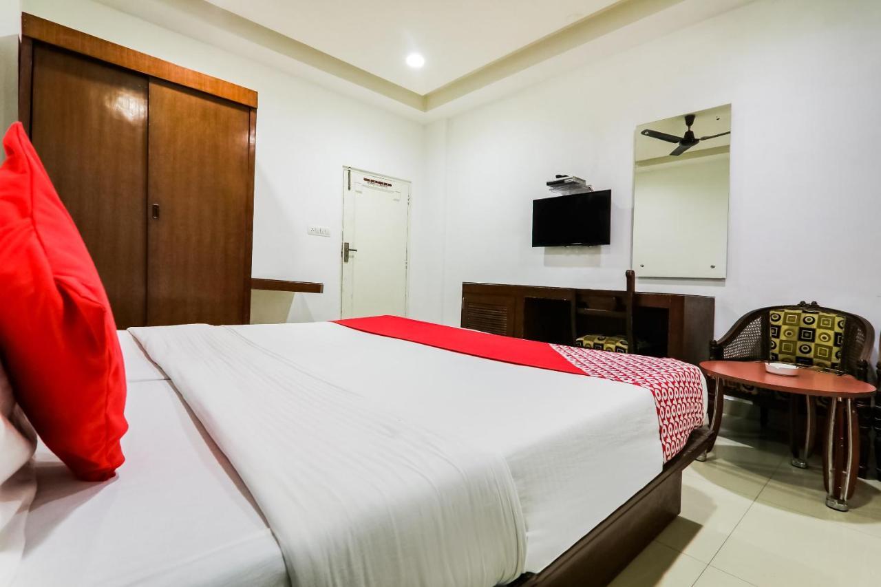 Hotel Sita Kiran Bareli Zewnętrze zdjęcie