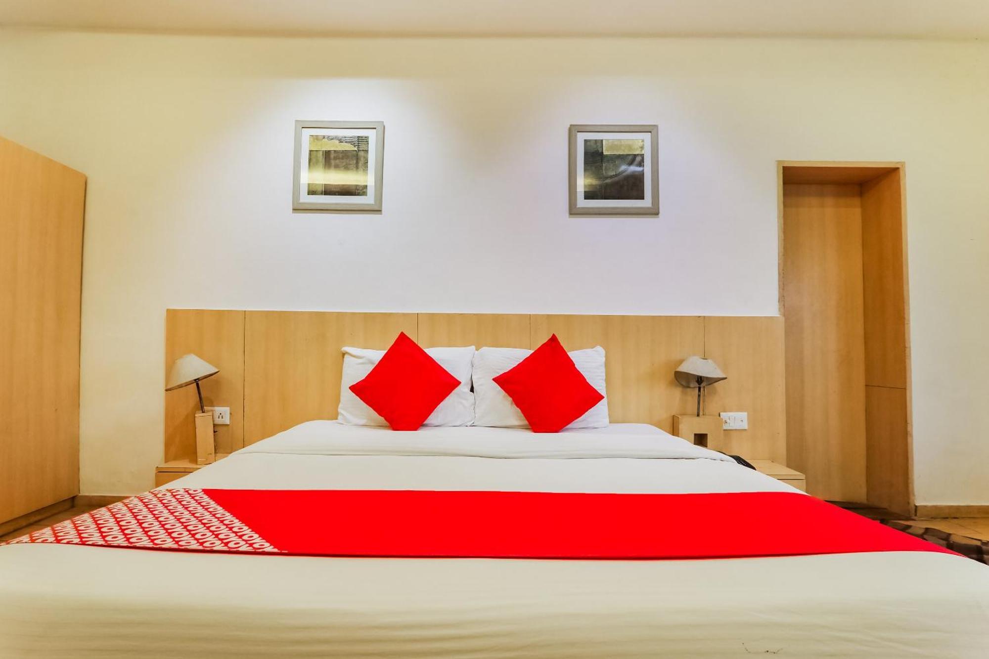 Hotel Sita Kiran Bareli Zewnętrze zdjęcie