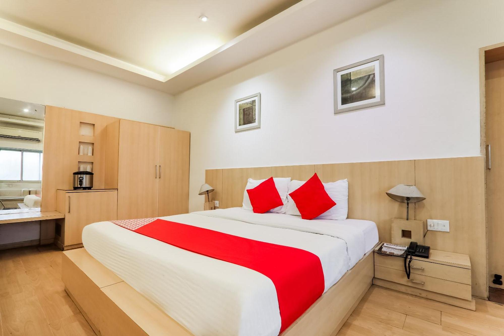 Hotel Sita Kiran Bareli Zewnętrze zdjęcie